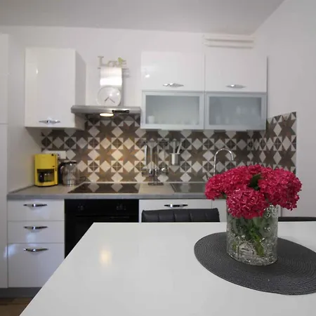 In Porec/istrien 9923 Apartman Poreč