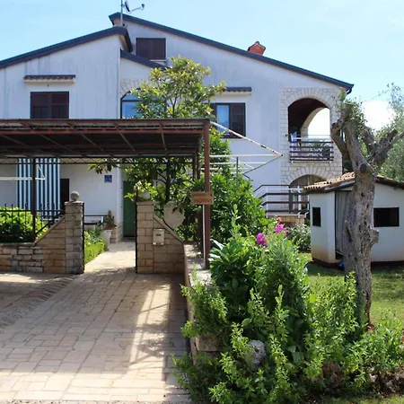 Apartment In - Istrien 9923